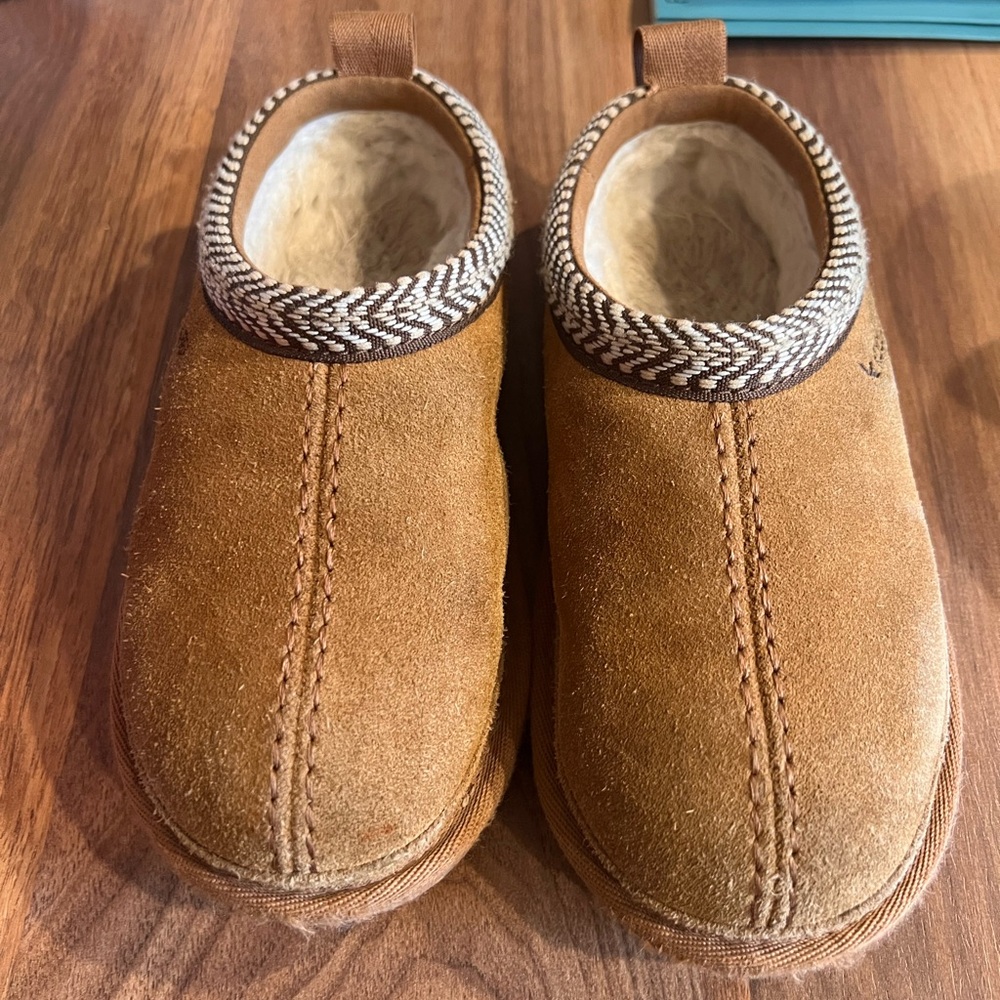 Koolaburra slippers